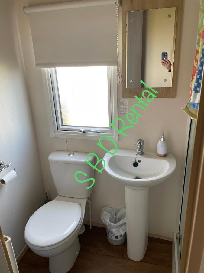 Summer Breeze Deluxe Caravan Rental Saint Osyth المظهر الخارجي الصورة