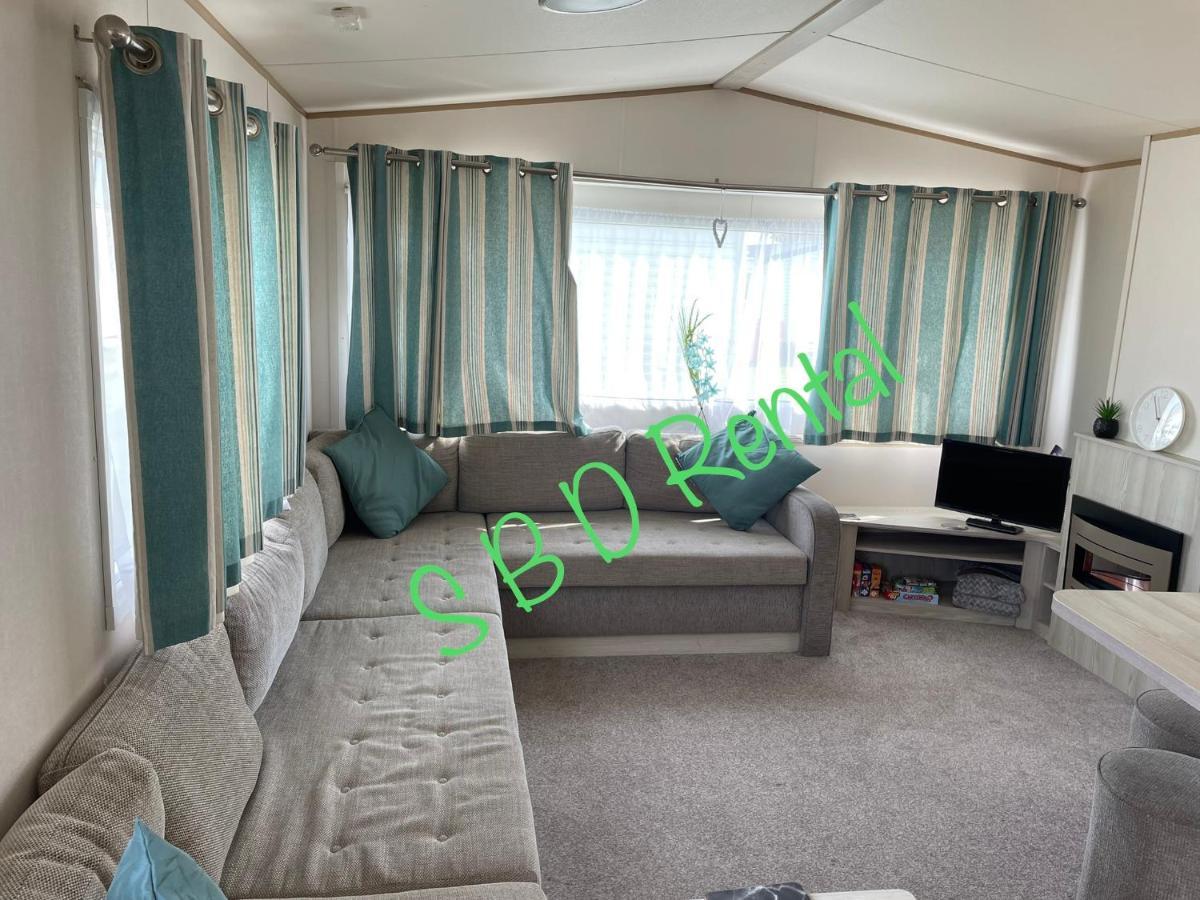 Summer Breeze Deluxe Caravan Rental Saint Osyth المظهر الخارجي الصورة