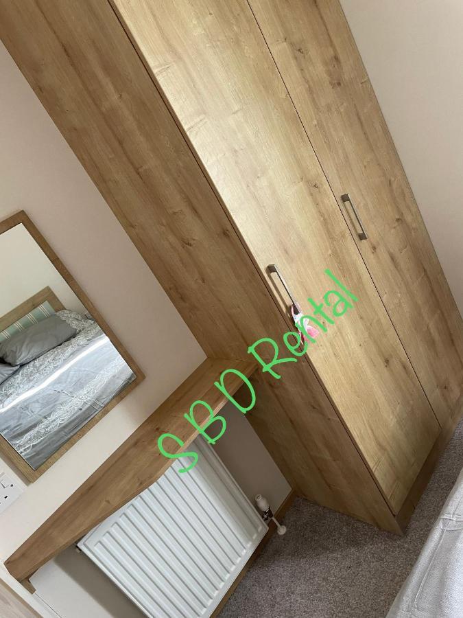 Summer Breeze Deluxe Caravan Rental Saint Osyth المظهر الخارجي الصورة